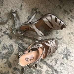 Wedding/bridesmaid shoes,  silver/gray lace up